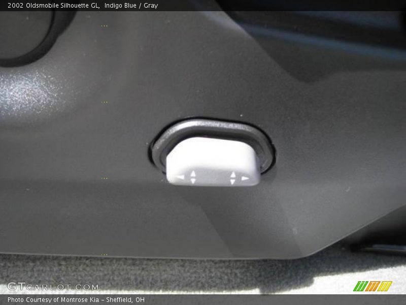 Indigo Blue / Gray 2002 Oldsmobile Silhouette GL