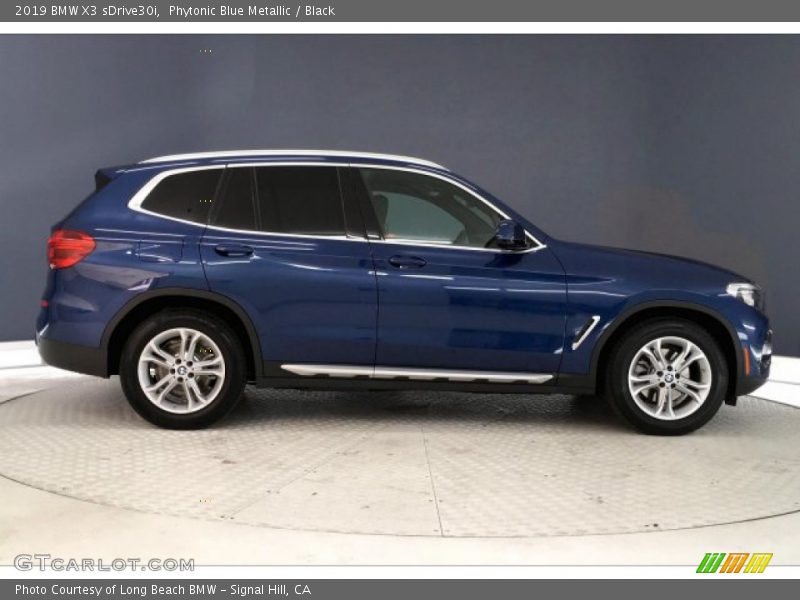 Phytonic Blue Metallic / Black 2019 BMW X3 sDrive30i