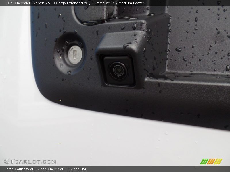 Summit White / Medium Pewter 2019 Chevrolet Express 2500 Cargo Extended WT