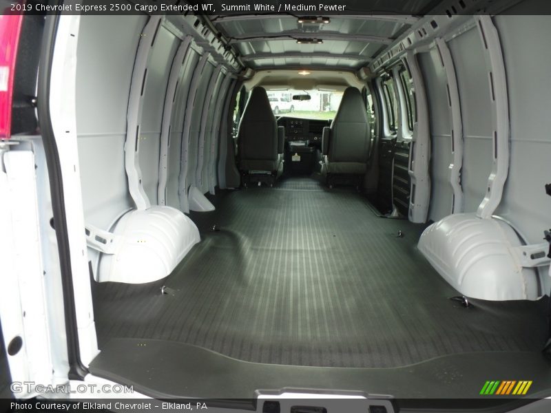 Summit White / Medium Pewter 2019 Chevrolet Express 2500 Cargo Extended WT
