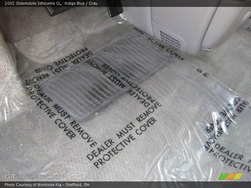 Indigo Blue / Gray 2002 Oldsmobile Silhouette GL