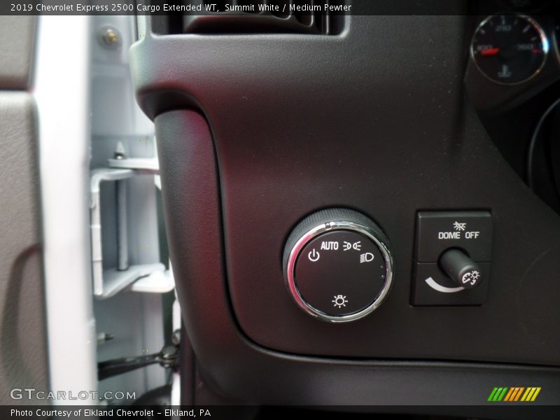 Summit White / Medium Pewter 2019 Chevrolet Express 2500 Cargo Extended WT