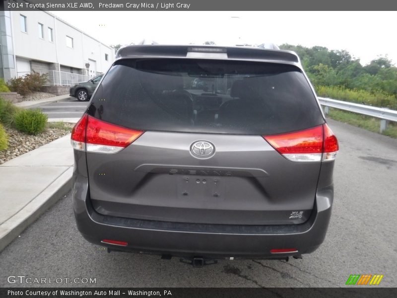 Predawn Gray Mica / Light Gray 2014 Toyota Sienna XLE AWD