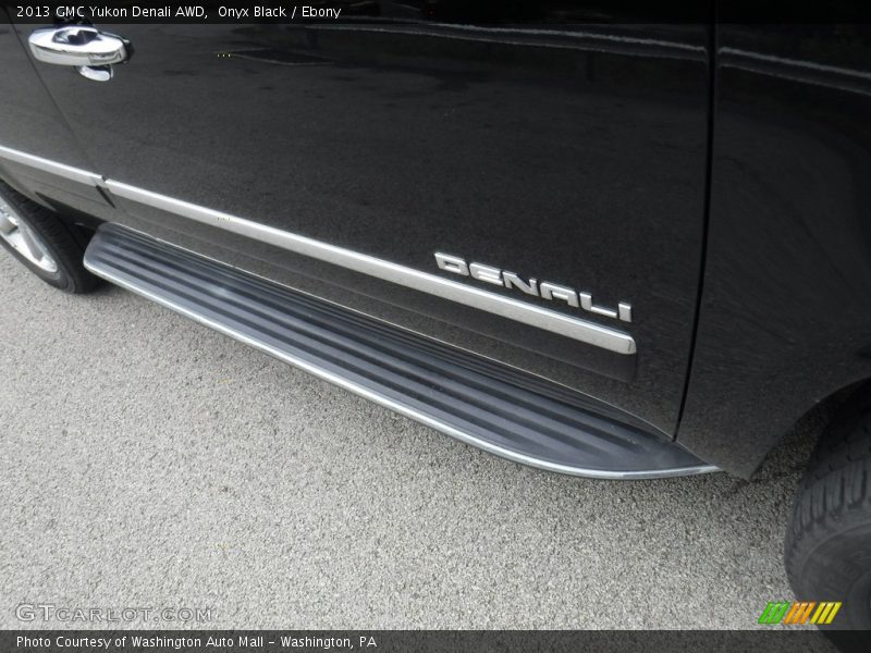 Onyx Black / Ebony 2013 GMC Yukon Denali AWD