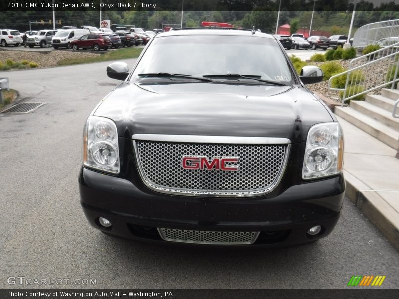 Onyx Black / Ebony 2013 GMC Yukon Denali AWD