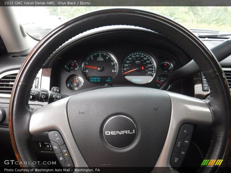 Onyx Black / Ebony 2013 GMC Yukon Denali AWD