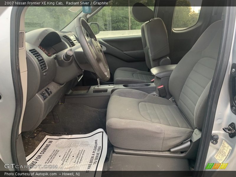 Radiant Silver / Graphite 2007 Nissan Frontier XE King Cab