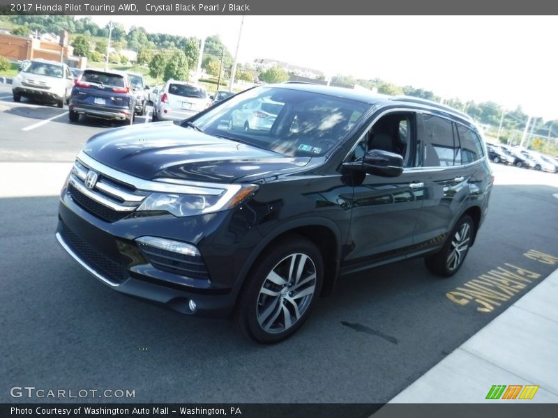 Crystal Black Pearl / Black 2017 Honda Pilot Touring AWD