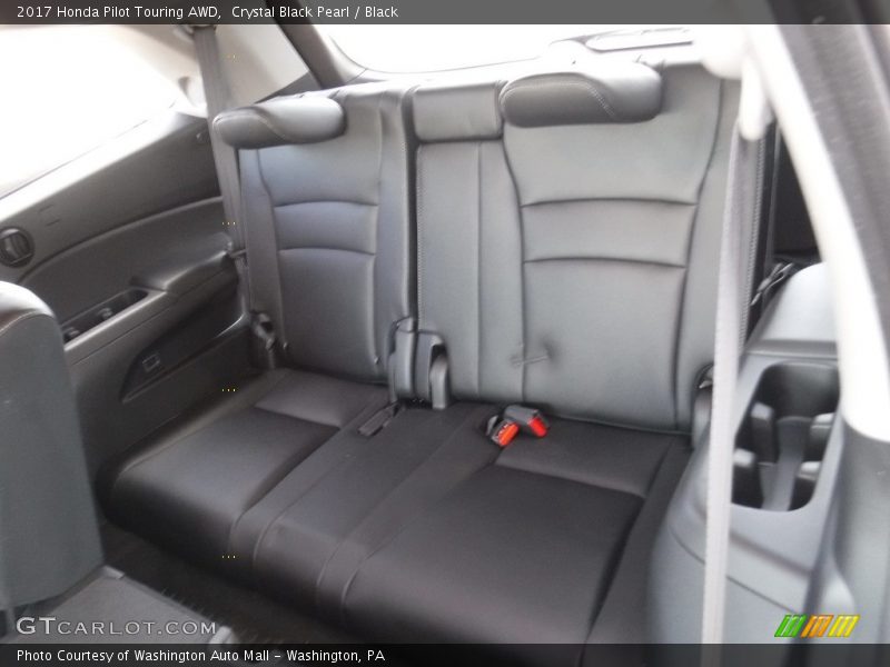 Crystal Black Pearl / Black 2017 Honda Pilot Touring AWD