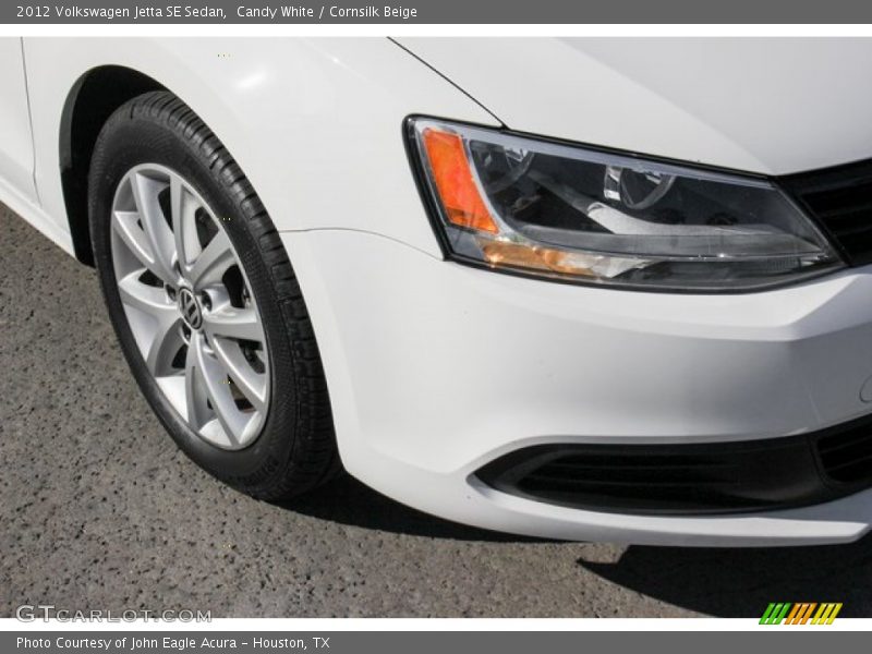 Candy White / Cornsilk Beige 2012 Volkswagen Jetta SE Sedan