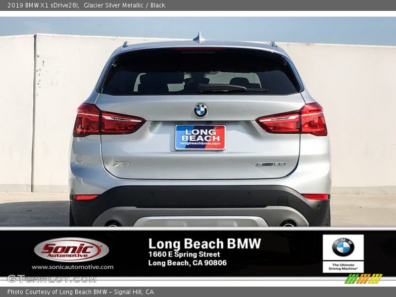 Glacier Silver Metallic / Black 2019 BMW X1 sDrive28i