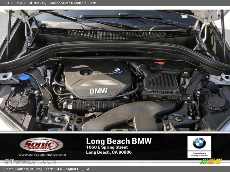 Glacier Silver Metallic / Black 2019 BMW X1 sDrive28i