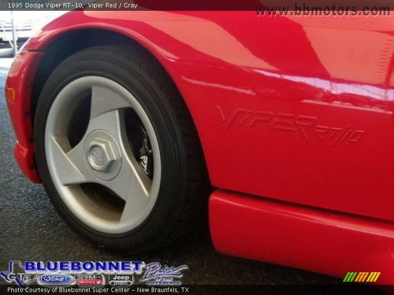 Viper Red / Gray 1995 Dodge Viper RT-10