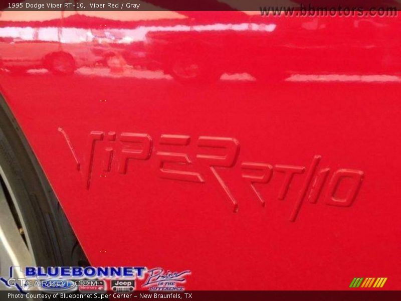 Viper Red / Gray 1995 Dodge Viper RT-10