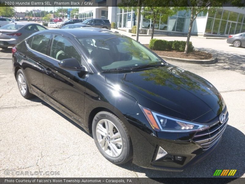 Phantom Black / Gray 2020 Hyundai Elantra SEL