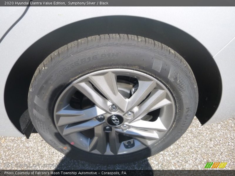 Symphony Silver / Black 2020 Hyundai Elantra Value Edition