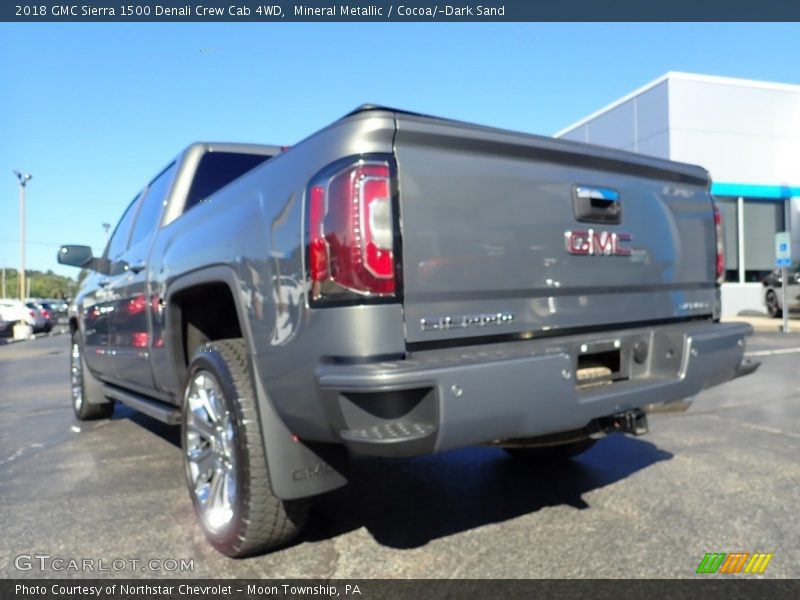 Mineral Metallic / Cocoa/­Dark Sand 2018 GMC Sierra 1500 Denali Crew Cab 4WD