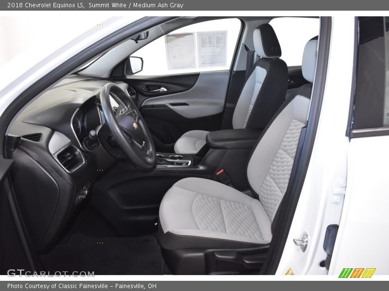 Summit White / Medium Ash Gray 2018 Chevrolet Equinox LS