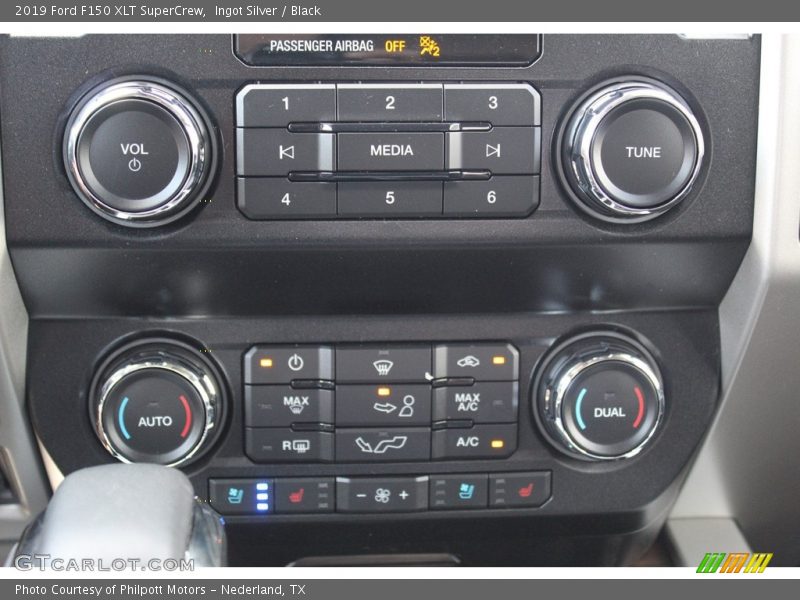 Ingot Silver / Black 2019 Ford F150 XLT SuperCrew