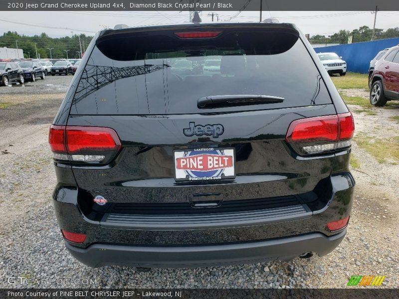 Diamond Black Crystal Pearl / Black 2020 Jeep Grand Cherokee Upland 4x4