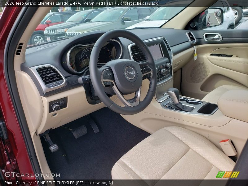 Velvet Red Pearl / Light Frost Beige/Black 2020 Jeep Grand Cherokee Laredo E 4x4