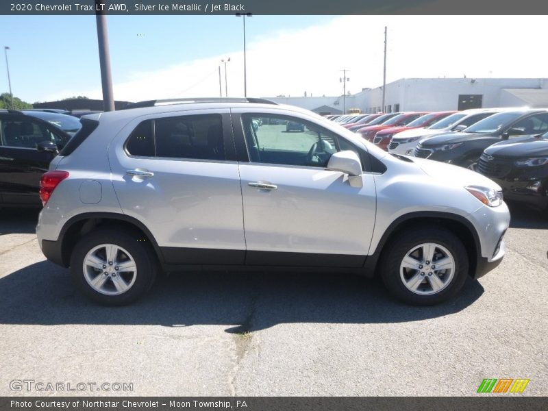 Silver Ice Metallic / Jet Black 2020 Chevrolet Trax LT AWD