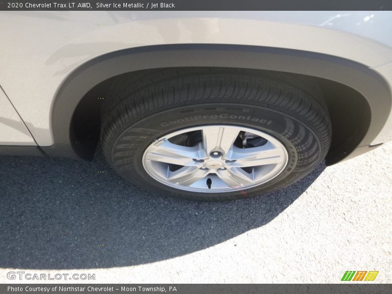 Silver Ice Metallic / Jet Black 2020 Chevrolet Trax LT AWD