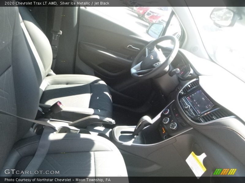 Silver Ice Metallic / Jet Black 2020 Chevrolet Trax LT AWD