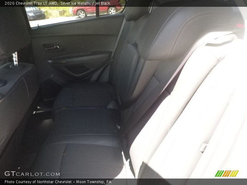 Silver Ice Metallic / Jet Black 2020 Chevrolet Trax LT AWD