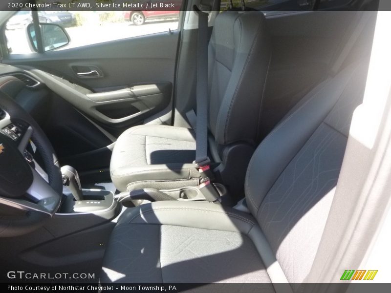 Silver Ice Metallic / Jet Black 2020 Chevrolet Trax LT AWD
