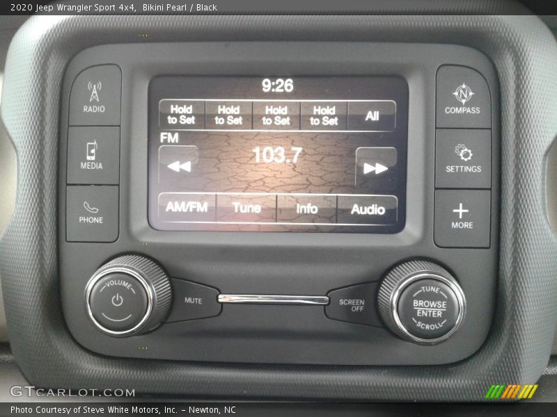 Controls of 2020 Wrangler Sport 4x4
