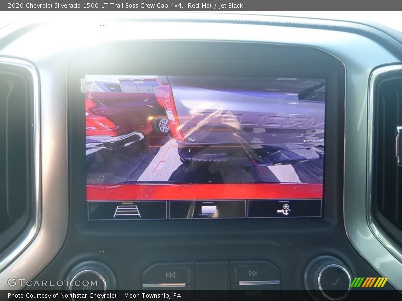 Controls of 2020 Silverado 1500 LT Trail Boss Crew Cab 4x4