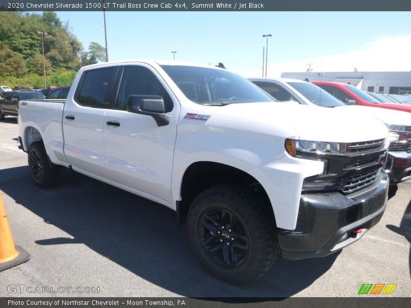 Front 3/4 View of 2020 Silverado 1500 LT Trail Boss Crew Cab 4x4
