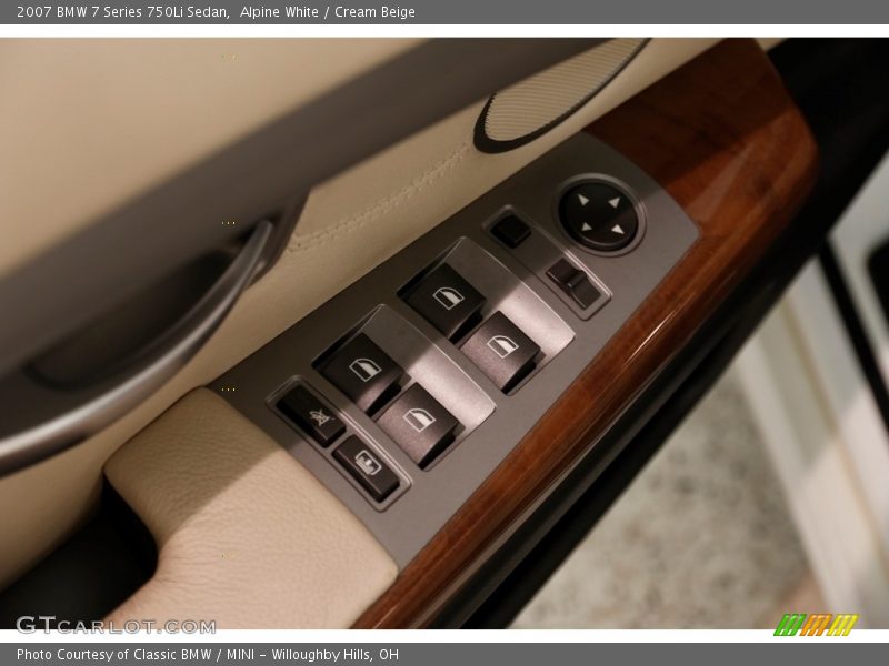Alpine White / Cream Beige 2007 BMW 7 Series 750Li Sedan