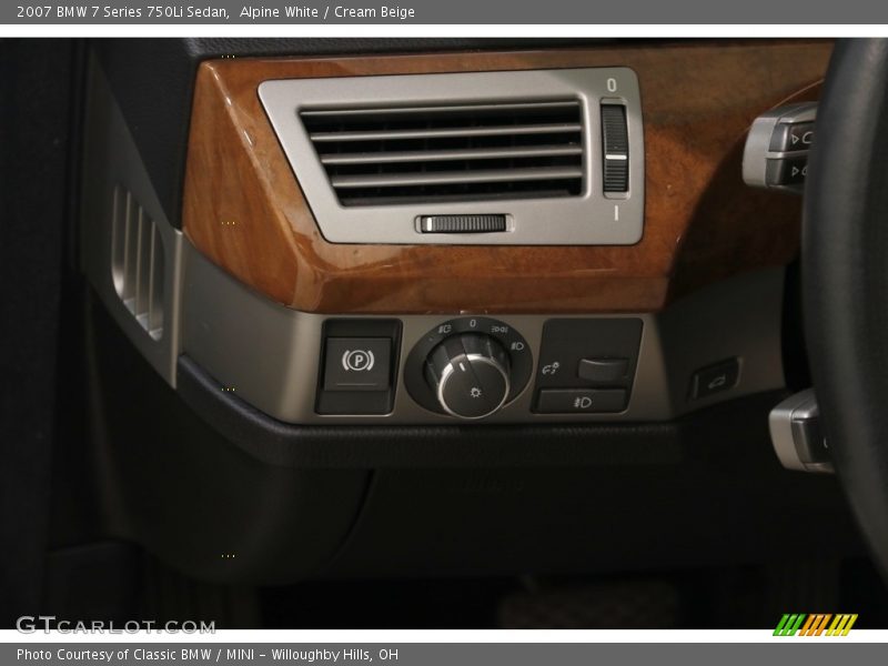 Alpine White / Cream Beige 2007 BMW 7 Series 750Li Sedan