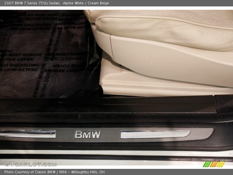 Alpine White / Cream Beige 2007 BMW 7 Series 750Li Sedan