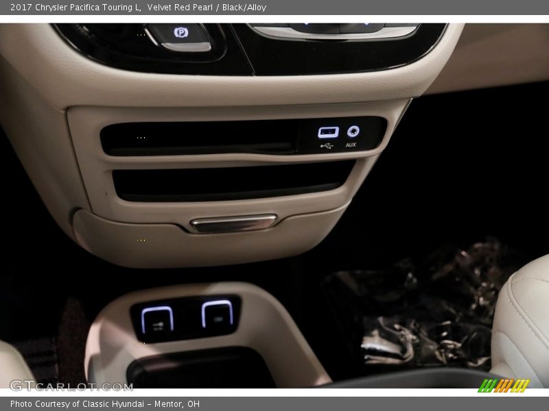 Velvet Red Pearl / Black/Alloy 2017 Chrysler Pacifica Touring L