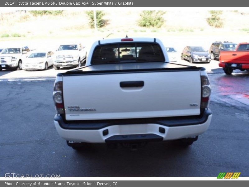 Super White / Graphite 2014 Toyota Tacoma V6 SR5 Double Cab 4x4