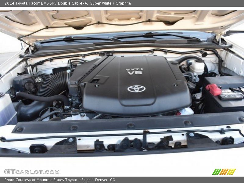 Super White / Graphite 2014 Toyota Tacoma V6 SR5 Double Cab 4x4