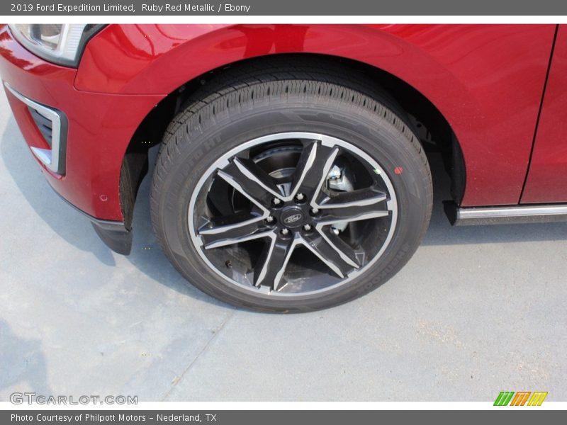 Ruby Red Metallic / Ebony 2019 Ford Expedition Limited