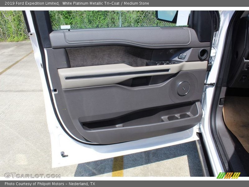 White Platinum Metallic Tri-Coat / Medium Stone 2019 Ford Expedition Limited