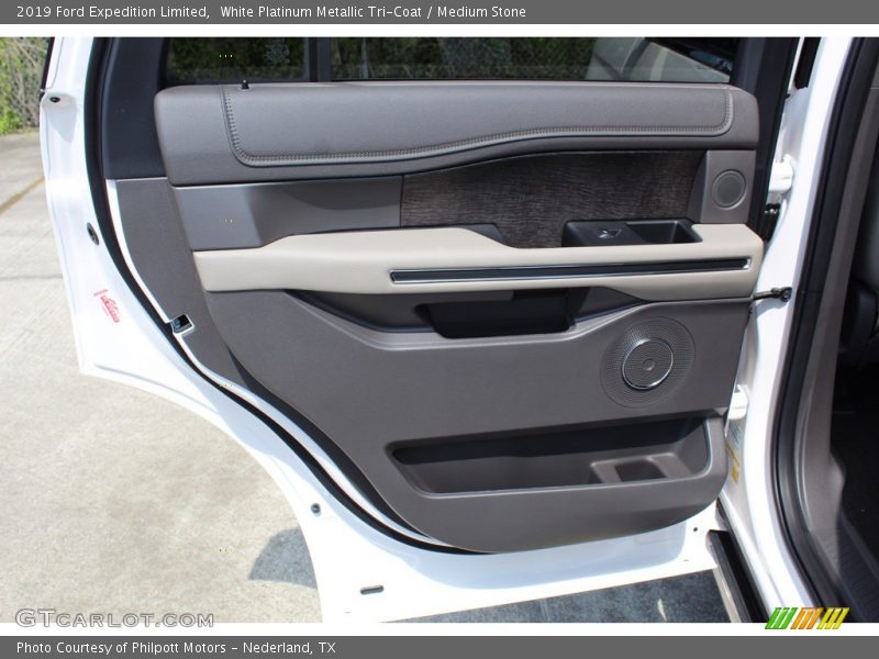 White Platinum Metallic Tri-Coat / Medium Stone 2019 Ford Expedition Limited