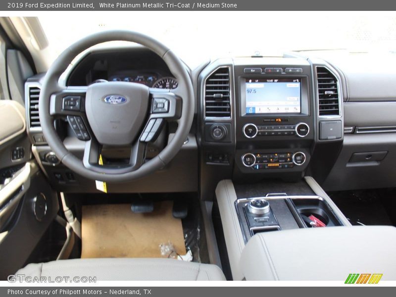 White Platinum Metallic Tri-Coat / Medium Stone 2019 Ford Expedition Limited