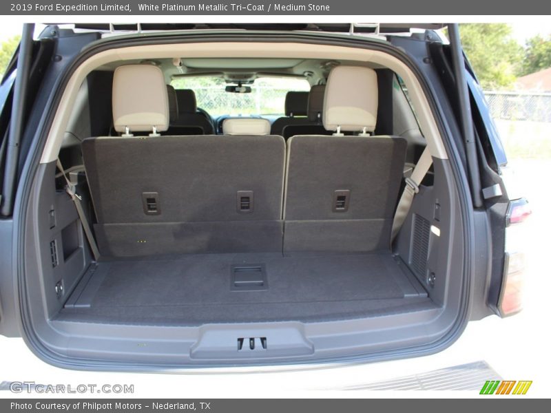 White Platinum Metallic Tri-Coat / Medium Stone 2019 Ford Expedition Limited