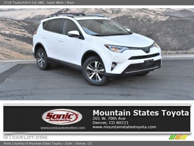 Super White / Black 2018 Toyota RAV4 XLE AWD