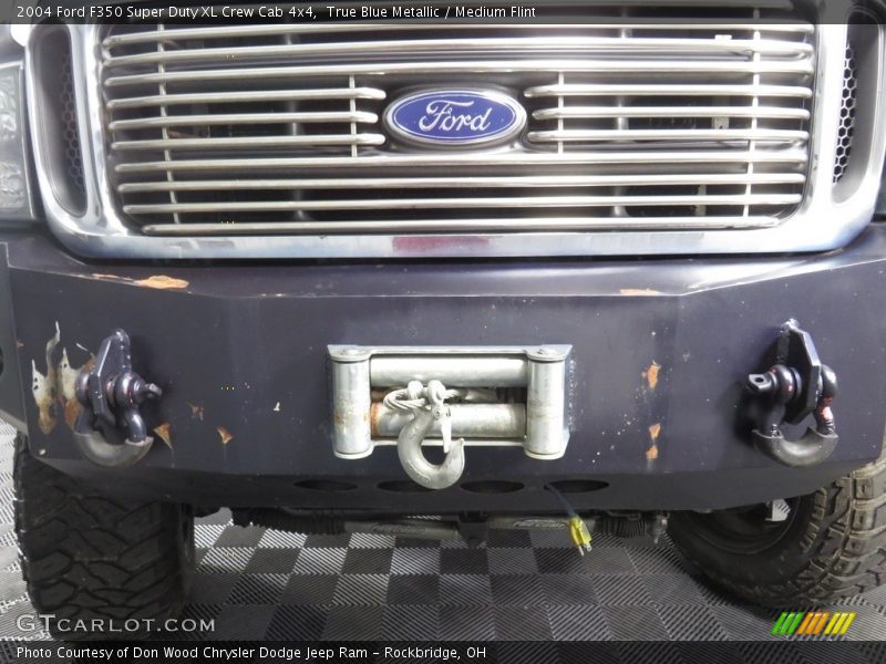 True Blue Metallic / Medium Flint 2004 Ford F350 Super Duty XL Crew Cab 4x4