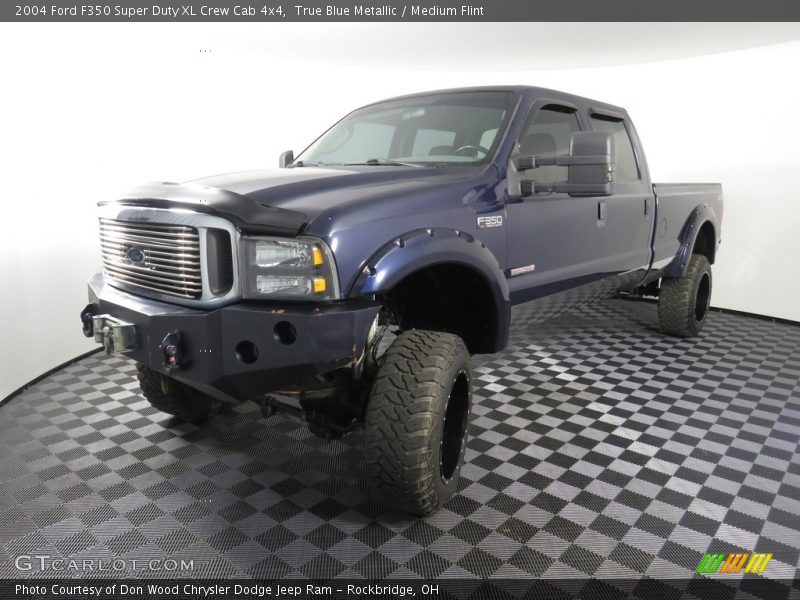 True Blue Metallic / Medium Flint 2004 Ford F350 Super Duty XL Crew Cab 4x4