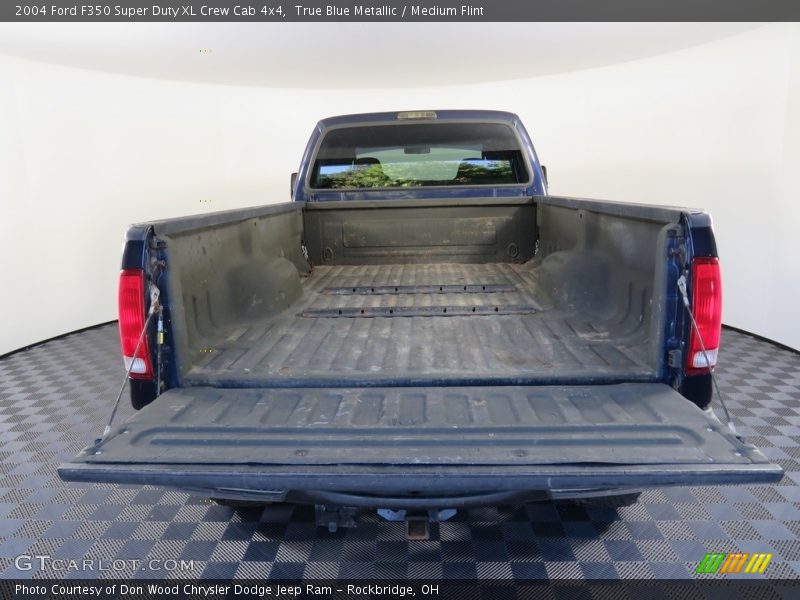 True Blue Metallic / Medium Flint 2004 Ford F350 Super Duty XL Crew Cab 4x4