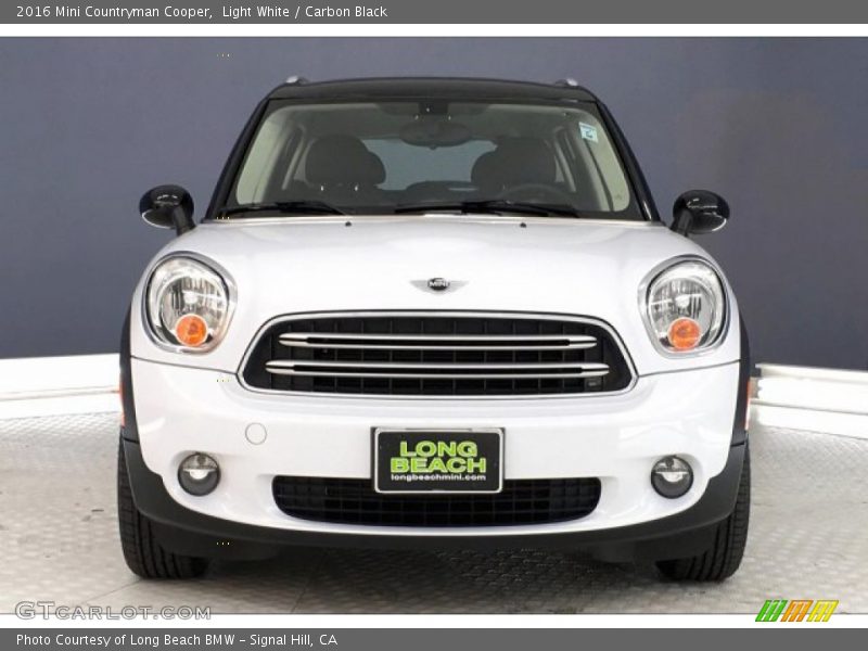 Light White / Carbon Black 2016 Mini Countryman Cooper