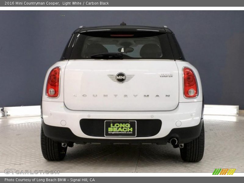 Light White / Carbon Black 2016 Mini Countryman Cooper